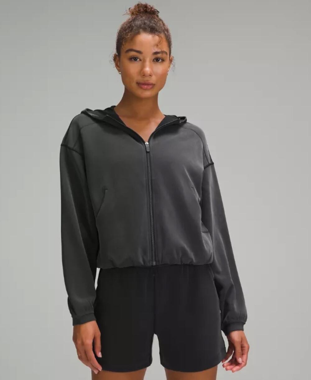Lululemon Softstreme Full-Zip Hoodie Women’s Size 6 Black Bubble Hem EUC